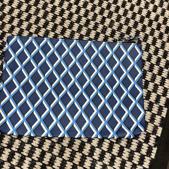 Scout Zipper Pouch Navy and Blue - Picture 2 of 3